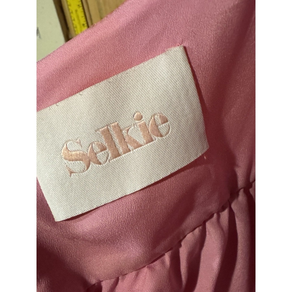Selkie 1x Pink Barbie Short Rosebud Dress - Picture 5 of 7